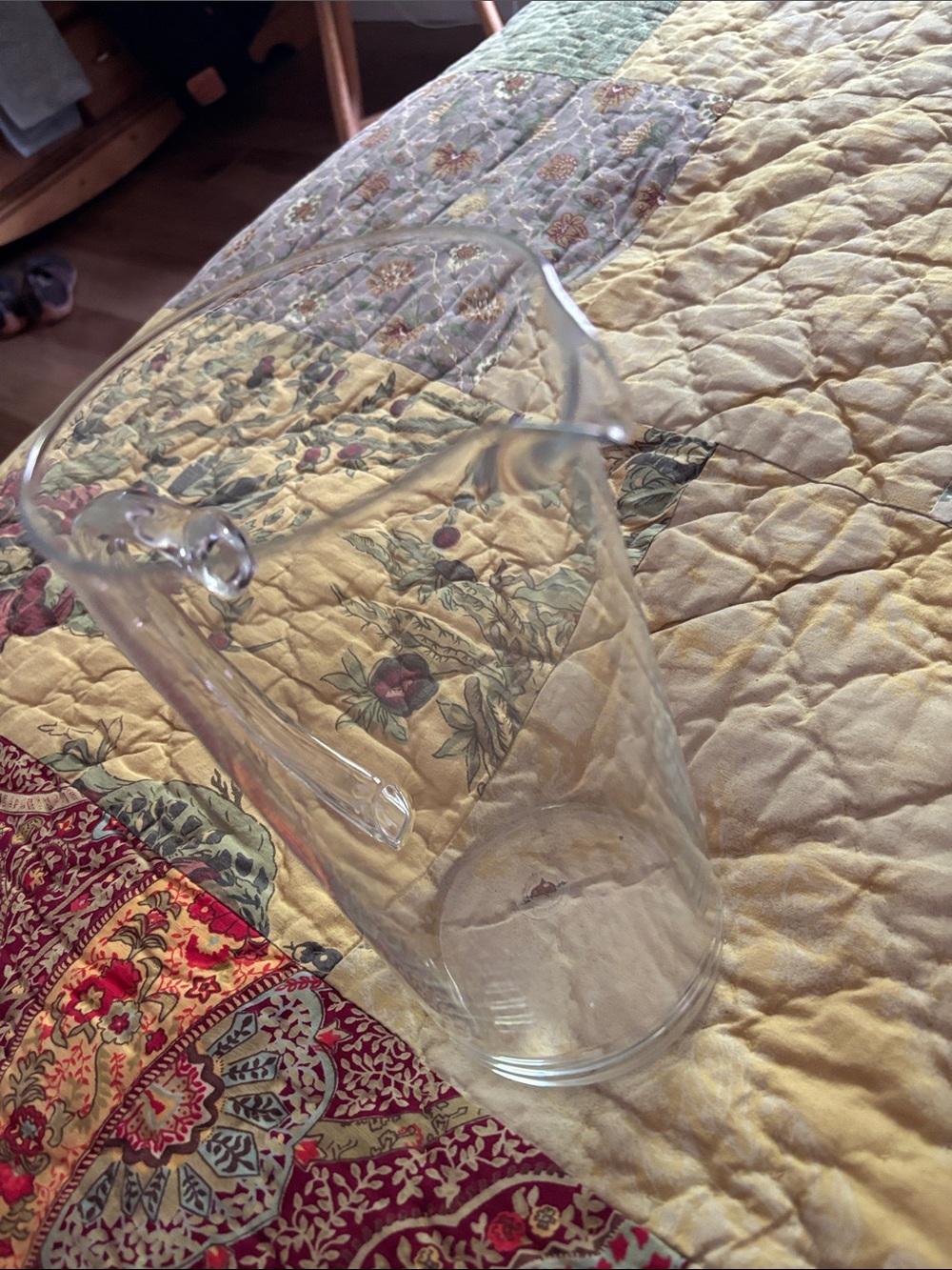 Clear Glass Pitcher - Picture 4 of 5